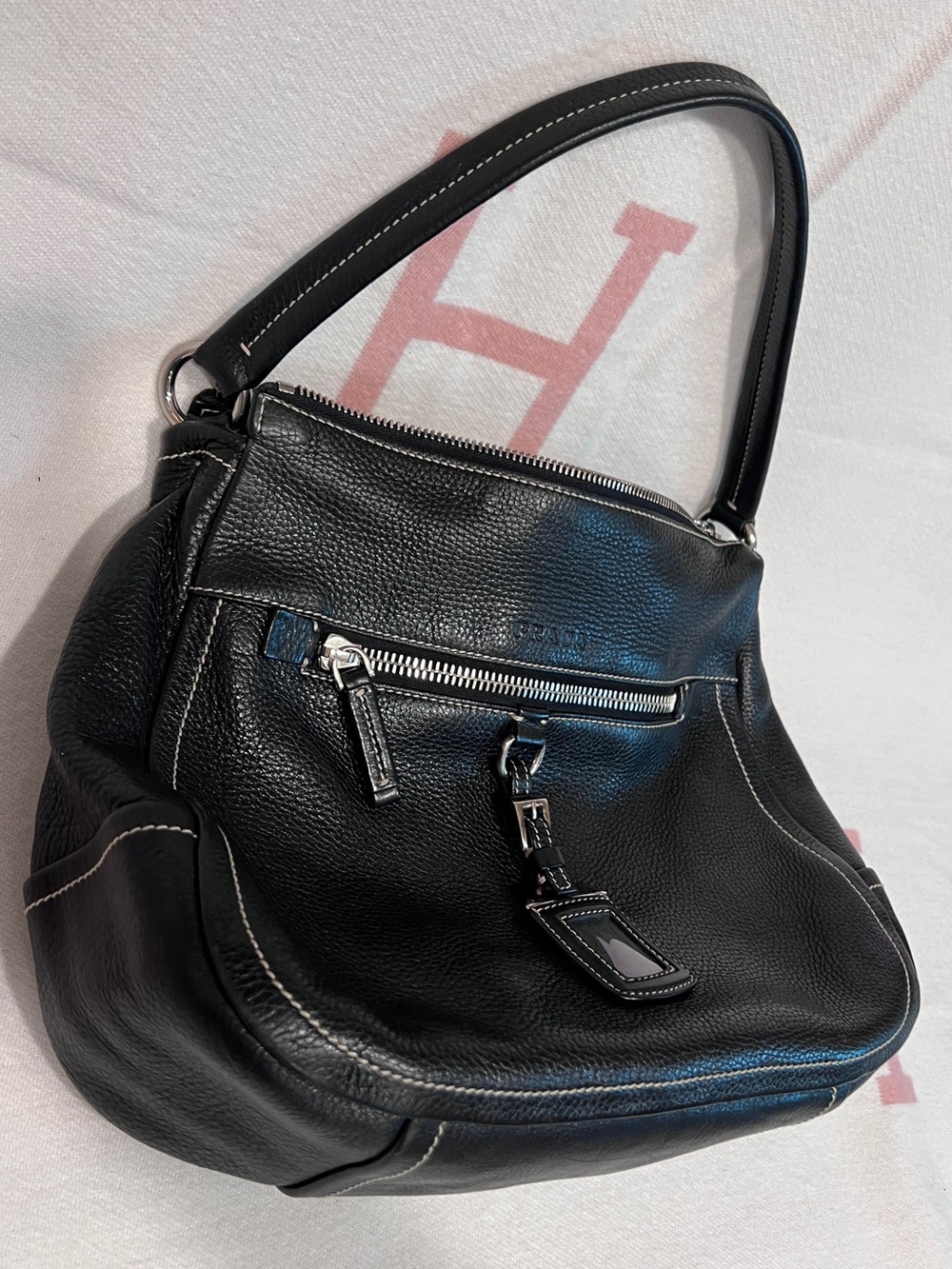 PRADA!⭐️Archival Vitello Daino Leather hobo Shoulder Bag! Offers welcome!